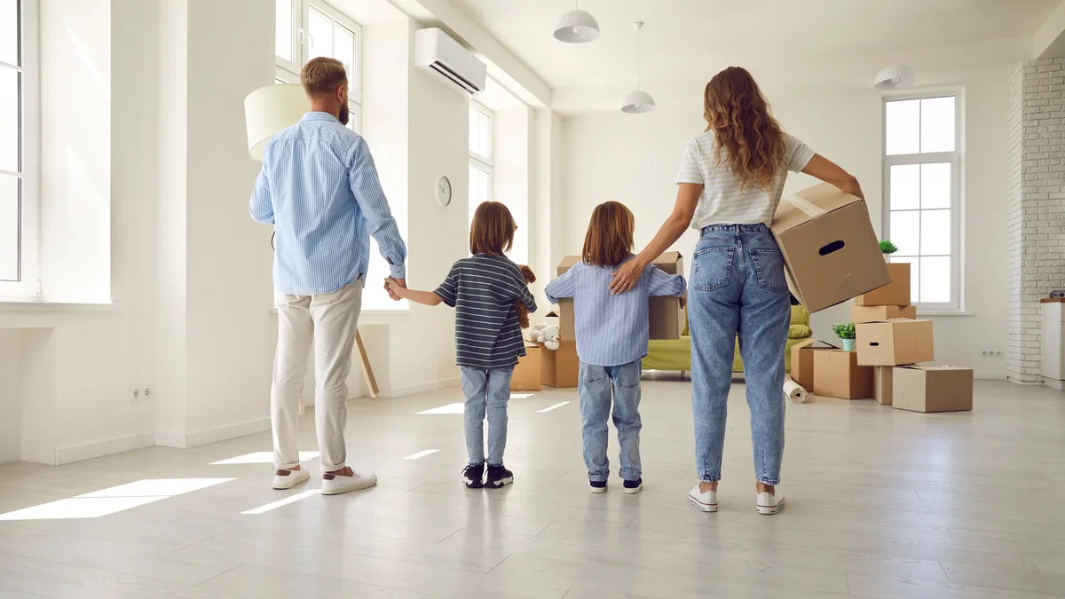 Relocating family settling into life in Saudi Arabia with destination support