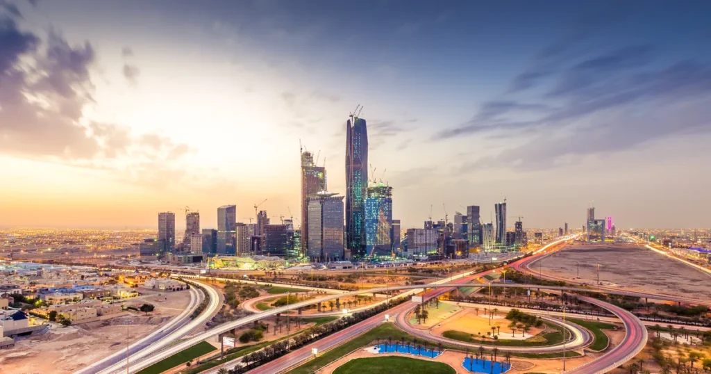 dubai-insights Riyadh skyline at dusk, where Saudi Vision 2030 is driving demand for international talent
